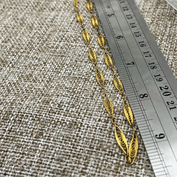 Vintage Crown Trifari Filigree Gold-Tone Necklace 18” - Picture 9 of 11